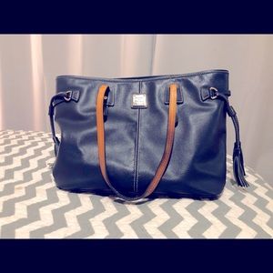 Large Dooney and Bourke Tote purse